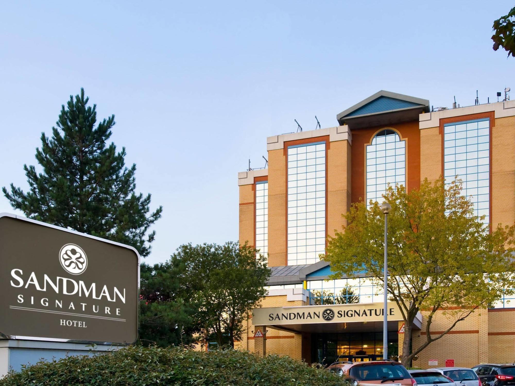 Sandman Signature London Gatwick Hotel Crawley  Exterior photo